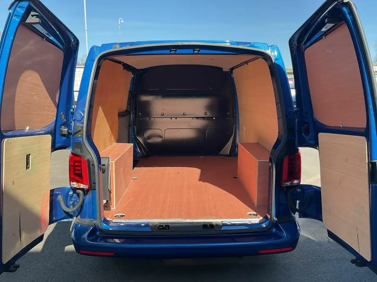 2024-volkswagen-transporter-big-10