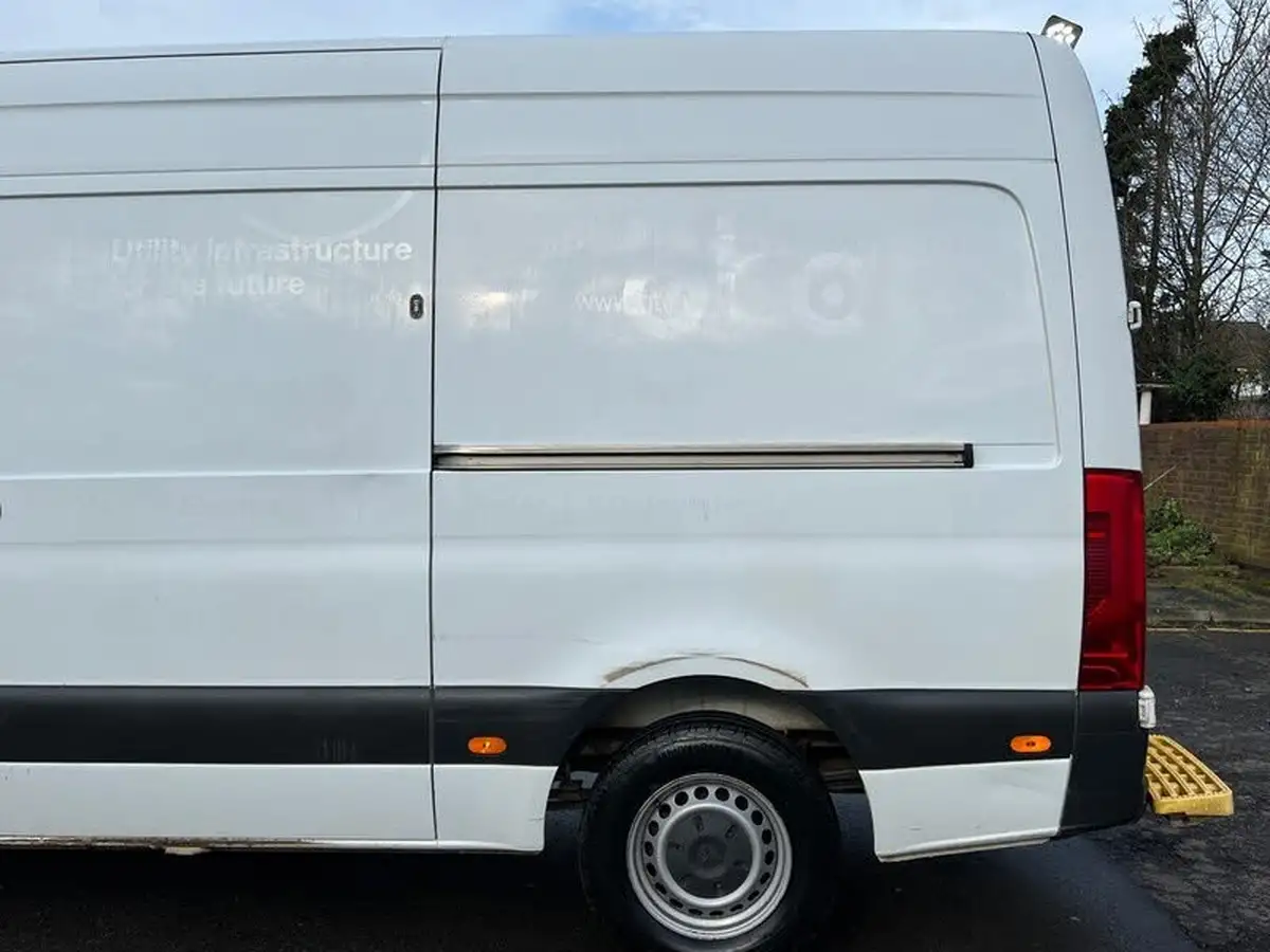 2019-mercedes-benz-sprinter-21cdi-314-l2h1-143pseu6c-panel-van-fwd-big-21