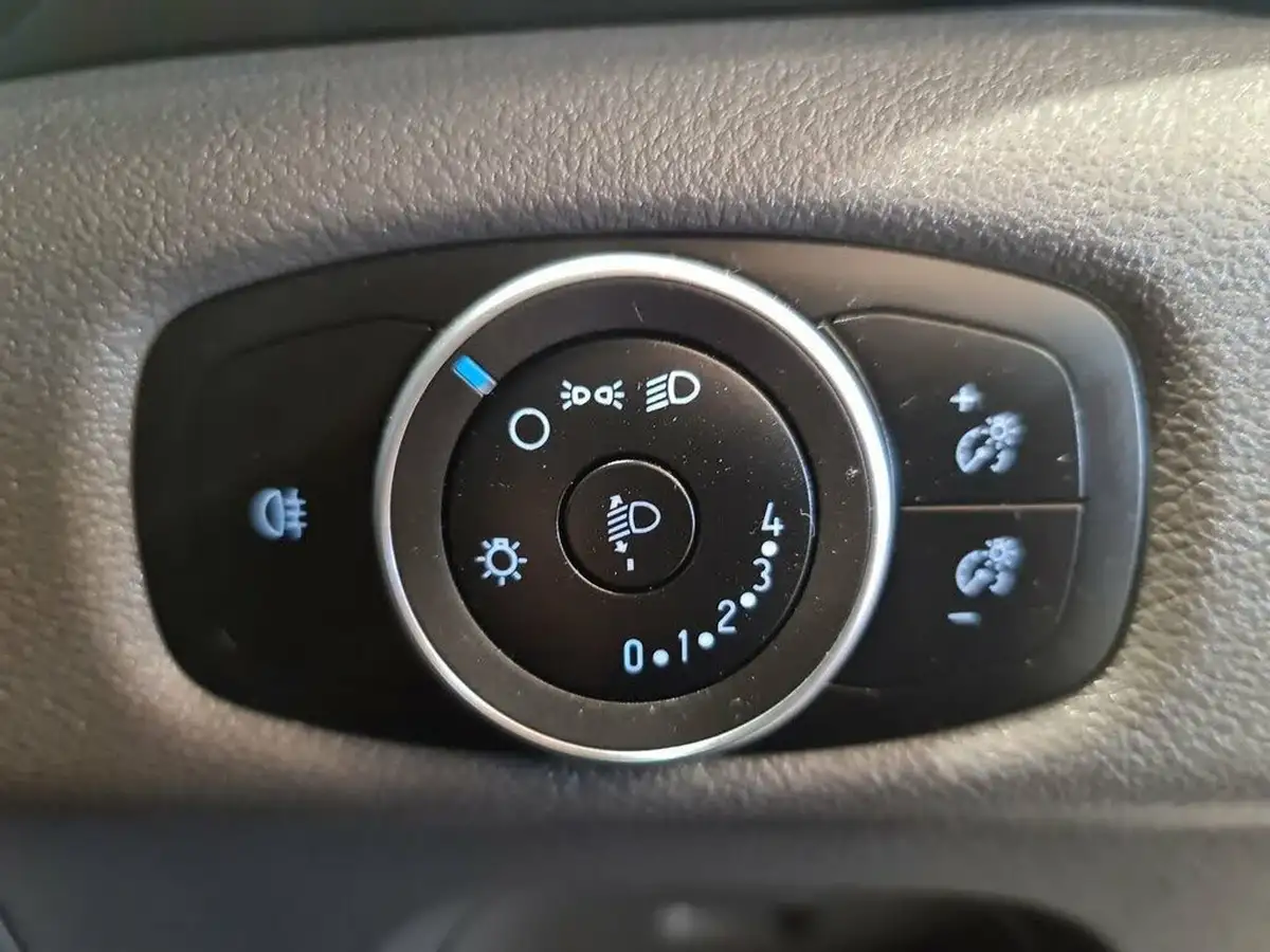 2022-ford-transit-20tdci-350-l3h2-leader-with-ac-chiller-big-25