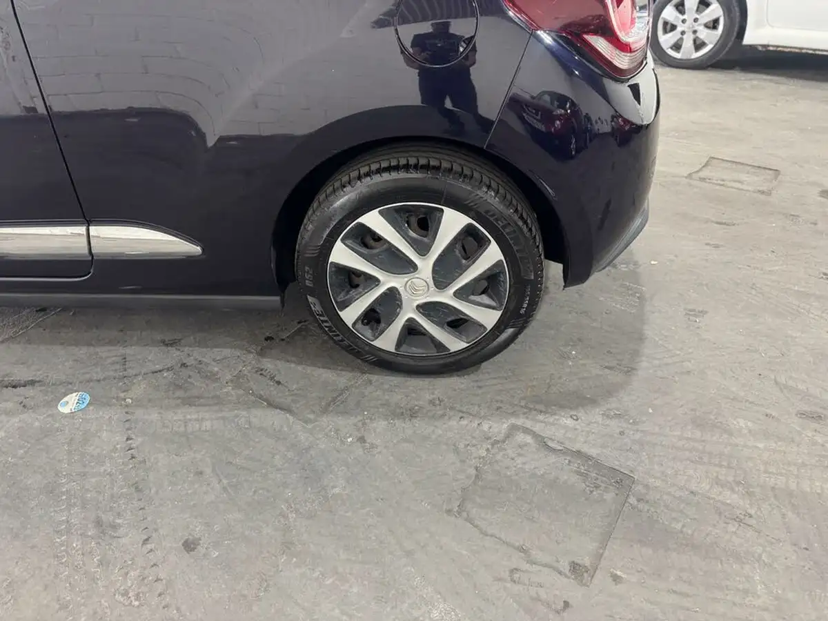 2014-citroen-ds3-12-dsign-big-21