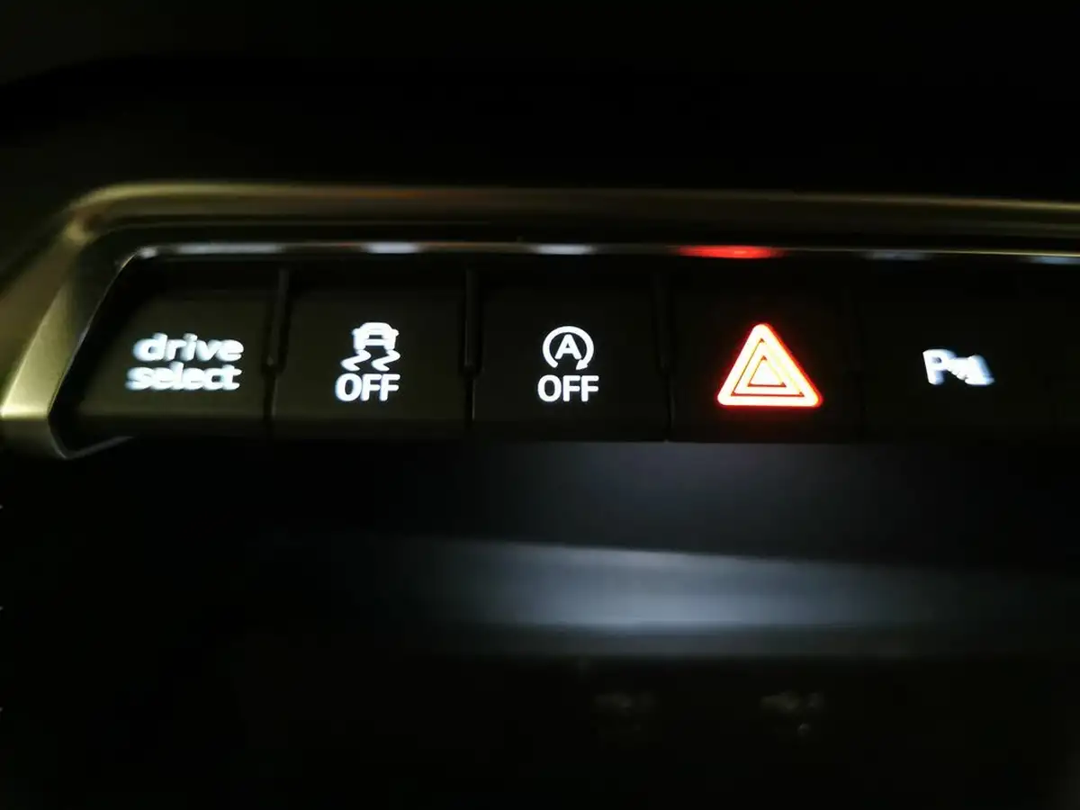 2021-audi-a3-15-35-tfsi-s-line-saloon-4d-tronic-big-25