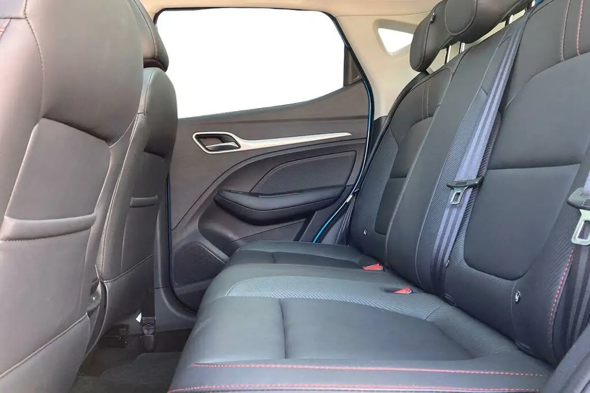 2023-mg-zs-suv-10t-gdi-exclusive-big-9