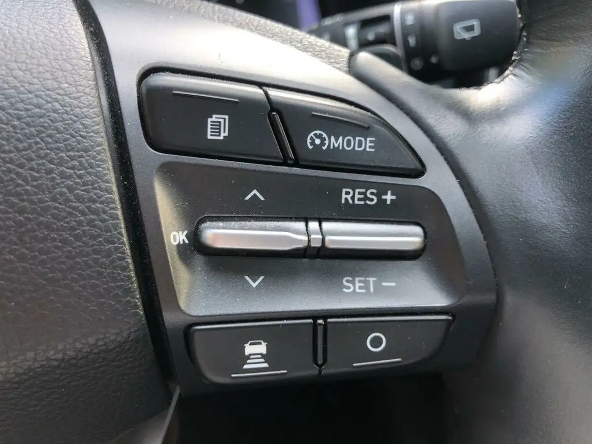 2020-hyundai-kona-e-premium-se-64kwh-7kw-obc-big-16