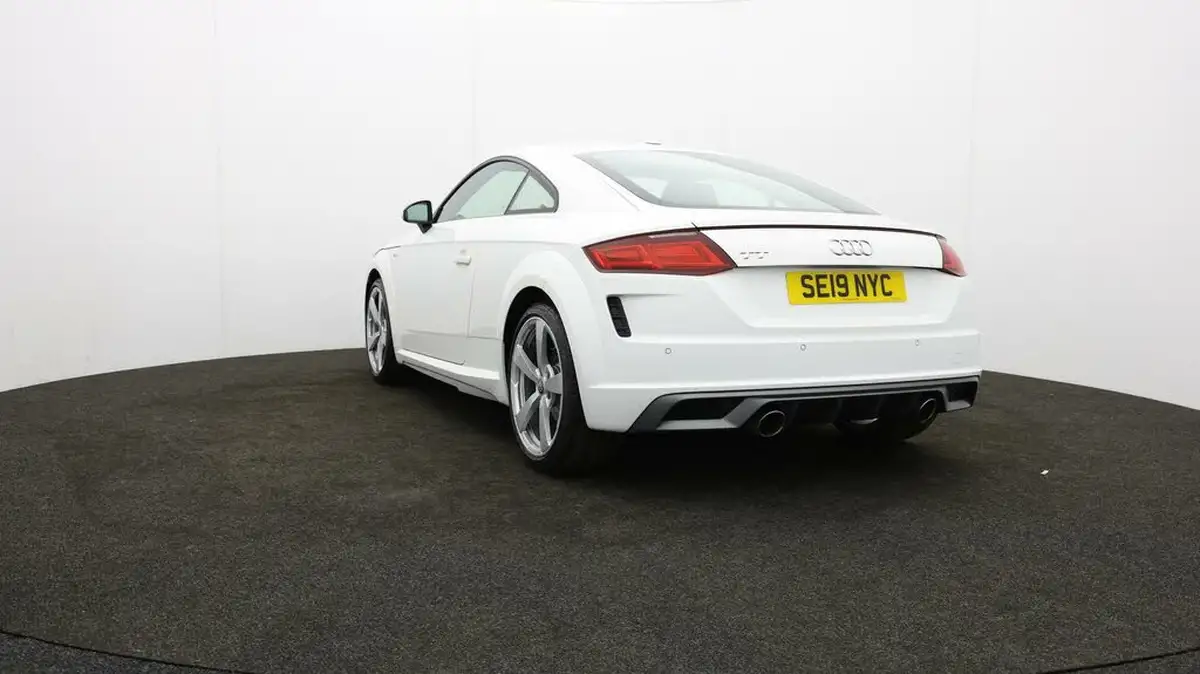2019-audi-tt-coupe-20-40-tfsi-s-line-big-77