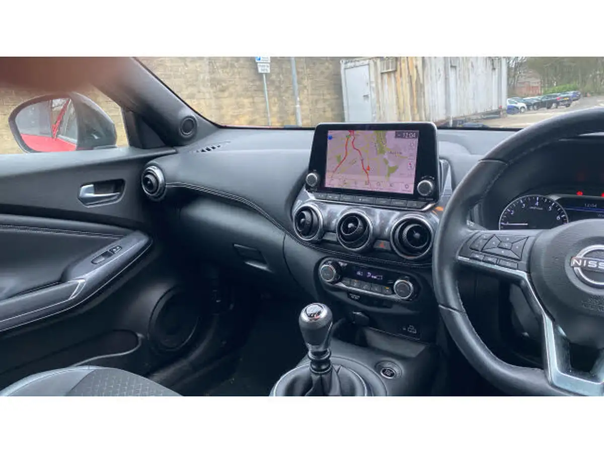 2022-nissan-juke-10-dig-t-n-connecta-big-13