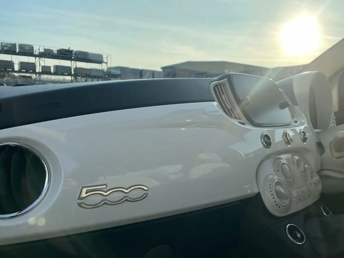 2019-fiat-500-12-lounge-big-19
