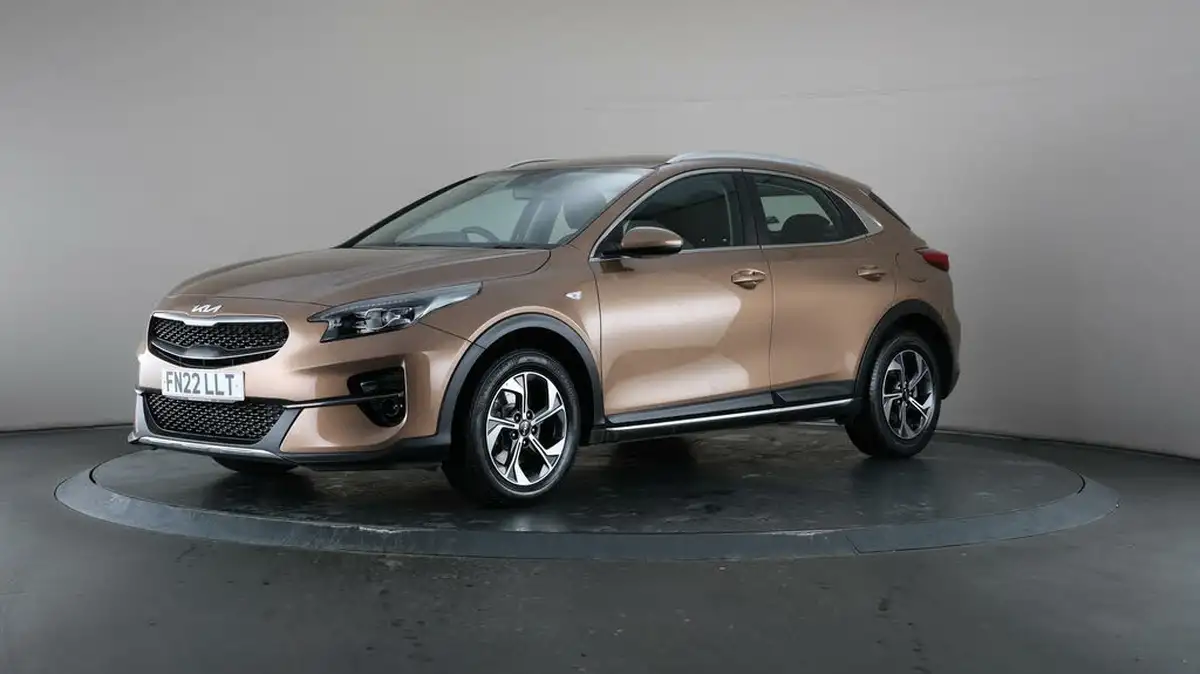 2022-kia-xceed-10-t-gdi-2-big-3
