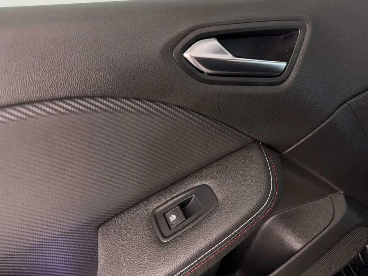 2022-renault-clio-10-tce-rs-line-rs-line-big-9