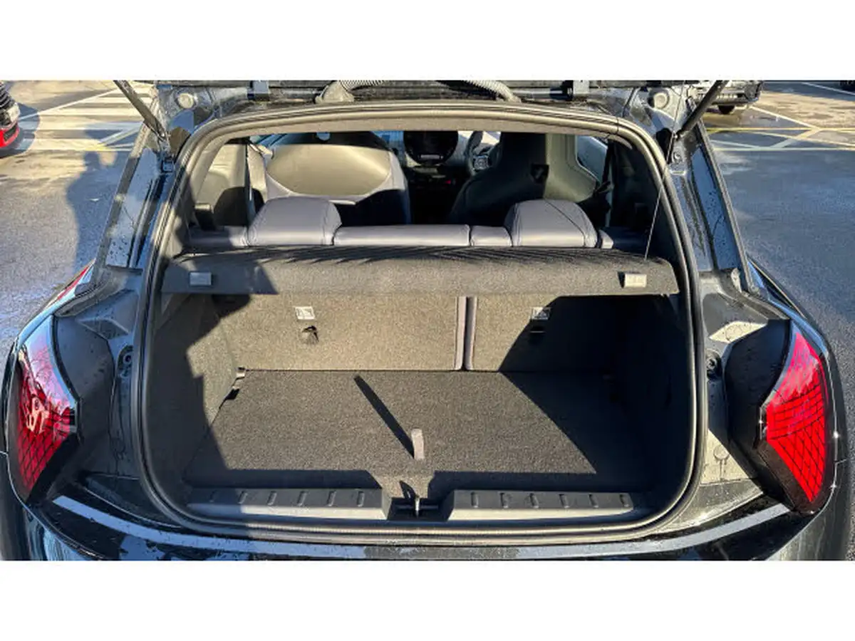 2024-mini-cooper-e-cooper-se-exclusive-big-12
