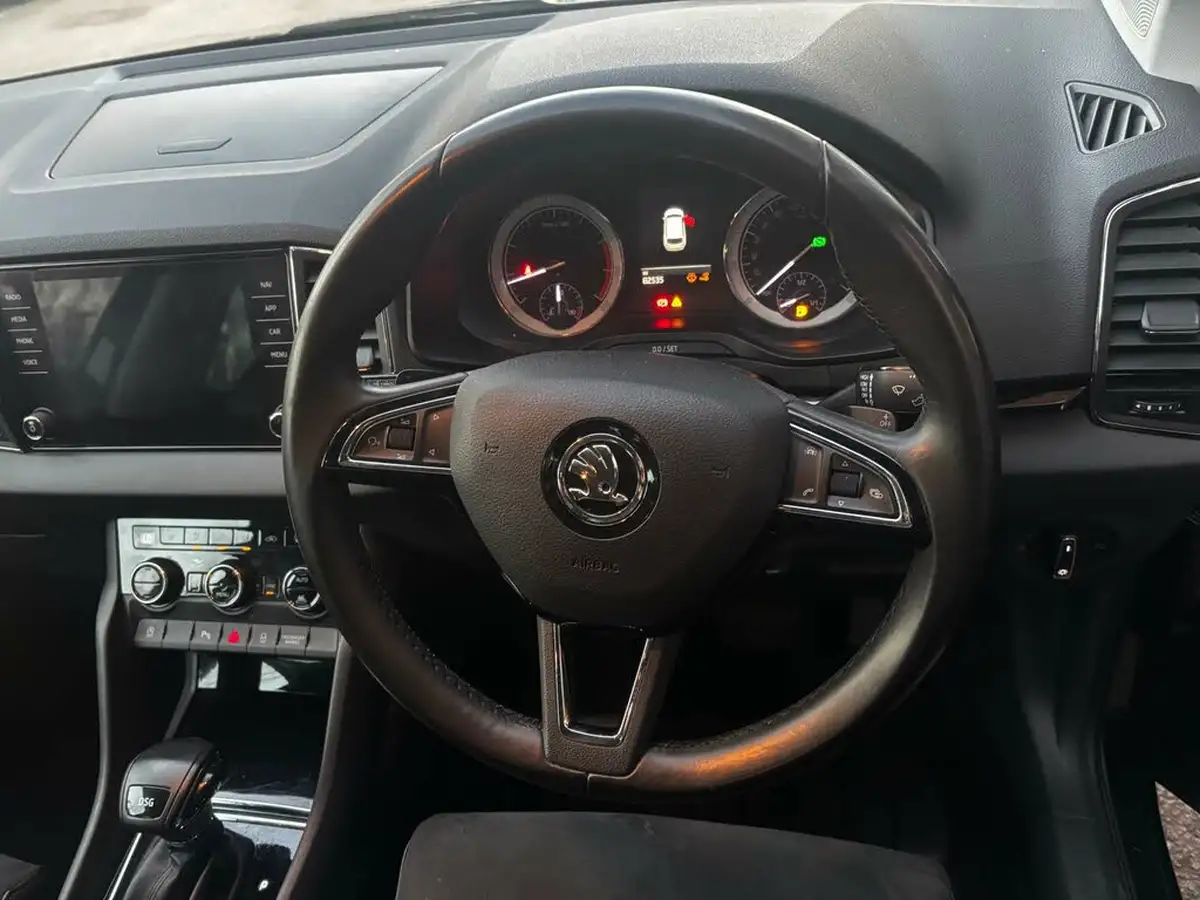 2018-skoda-karoq-15-tsi-se-l-ss-dsg-big-23
