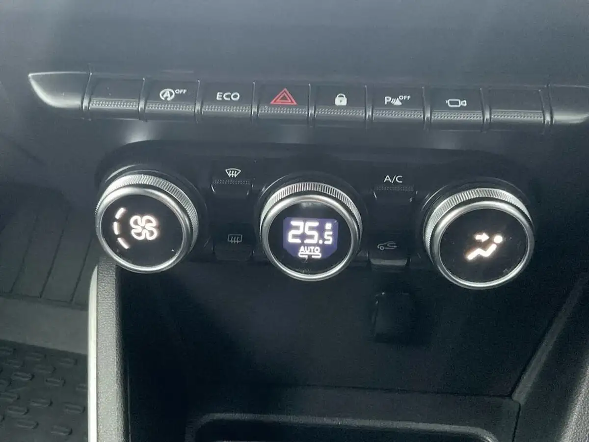 2021-dacia-duster-10-tce-prestige-100bhp-bi-fuel-big-18