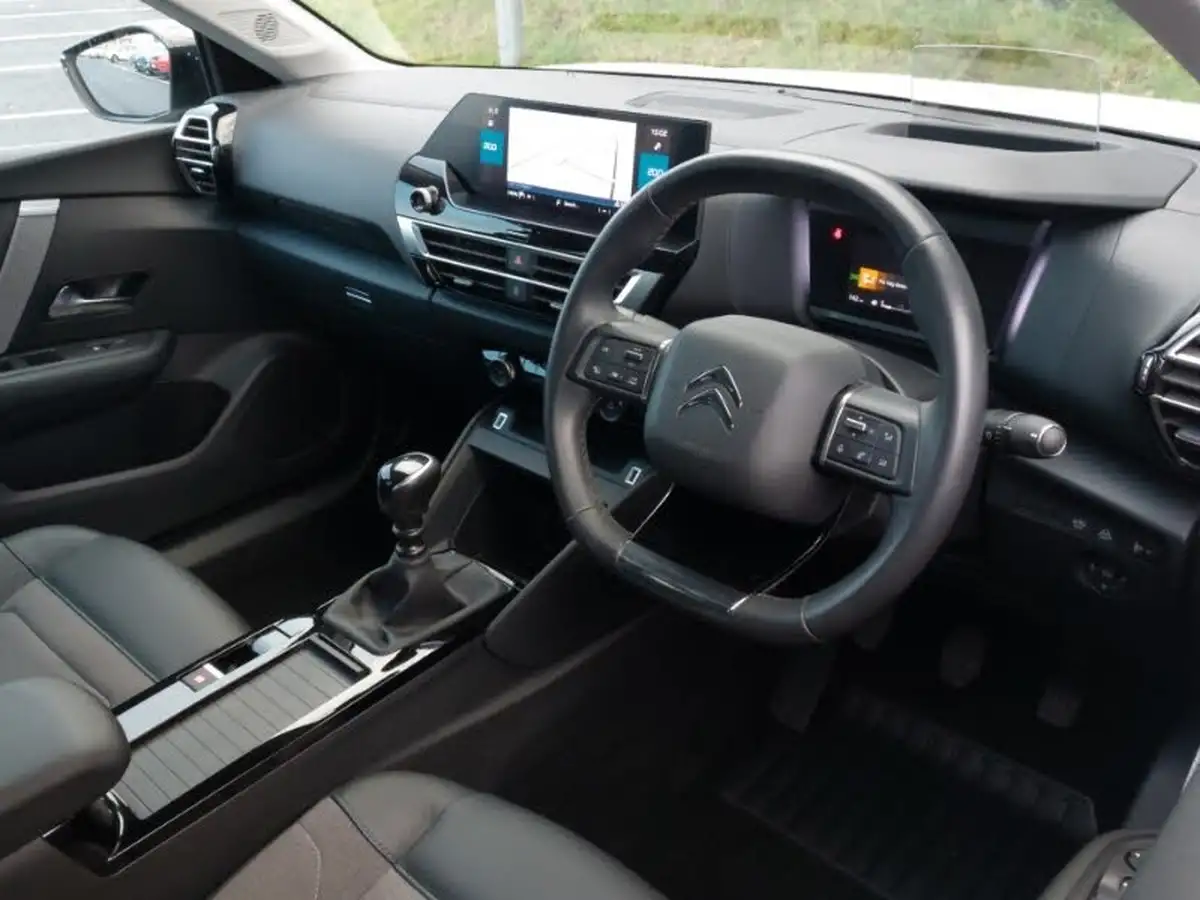 2021-citroen-c4-12-puretech-shine-130ps-big-11