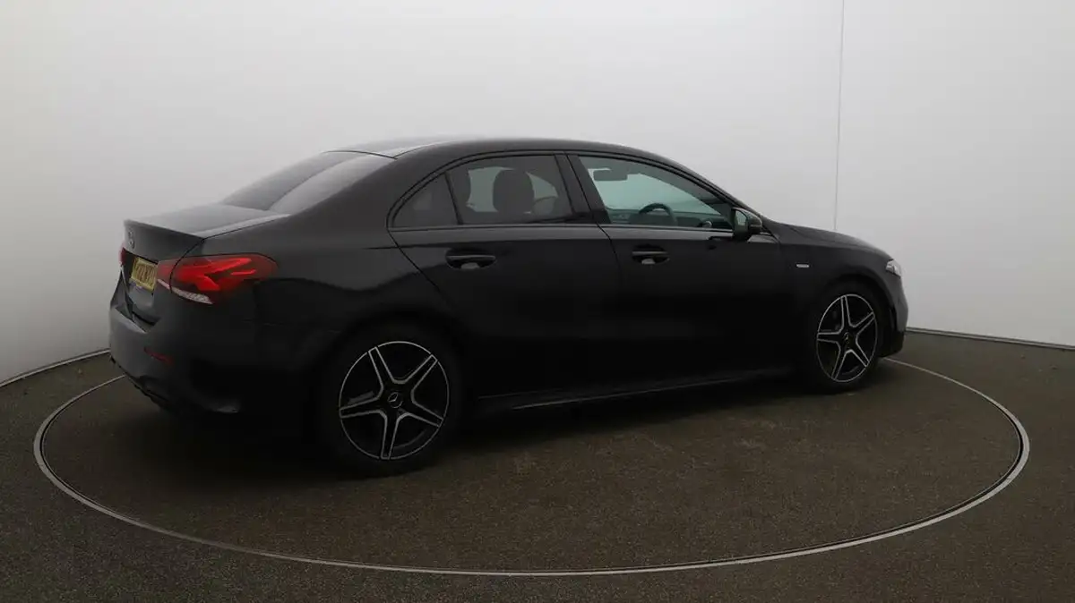 2022-mercedes-benz-a-class-13-a180-amg-line-executive-edition-saloon-4d-7g-dct-big-44