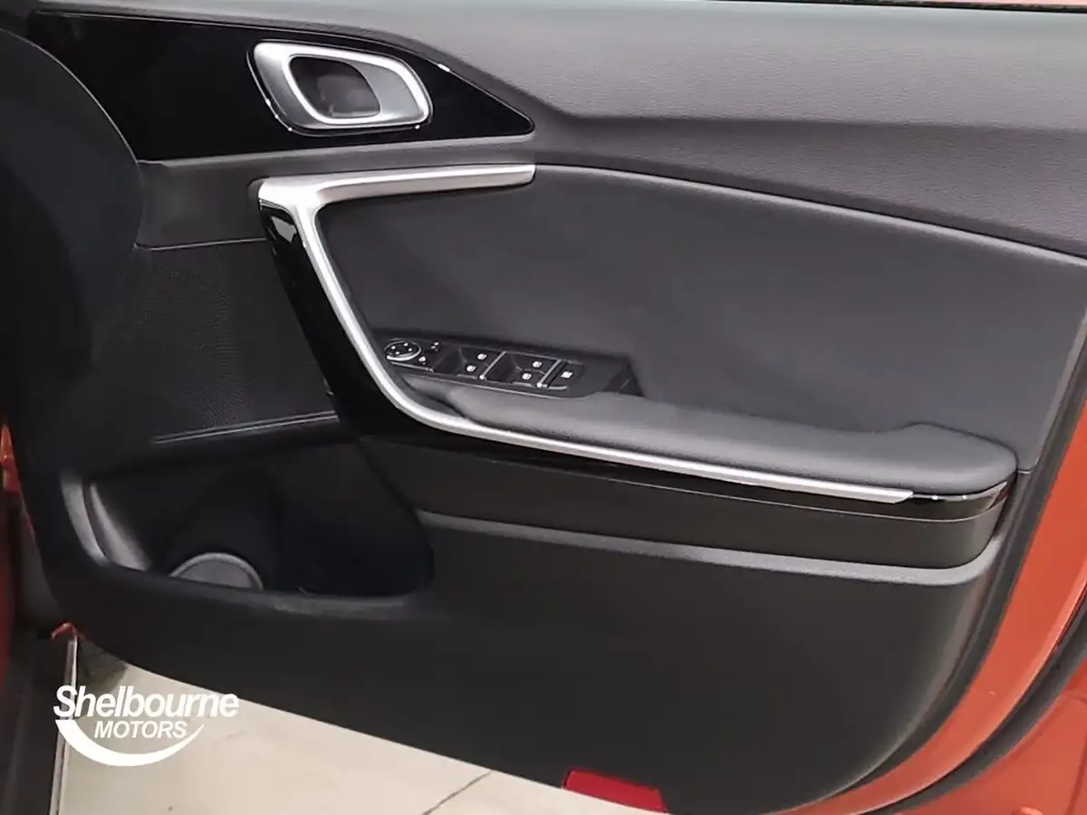 2022-kia-xceed-10-t-gdi-connect-big-18