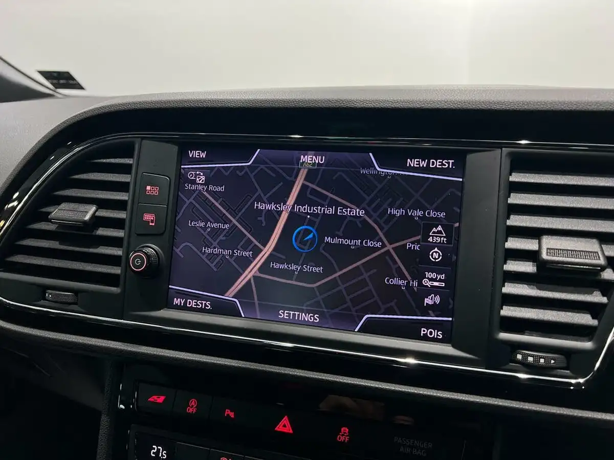 2020-seat-leon-20-tsi-cupra-290-big-35
