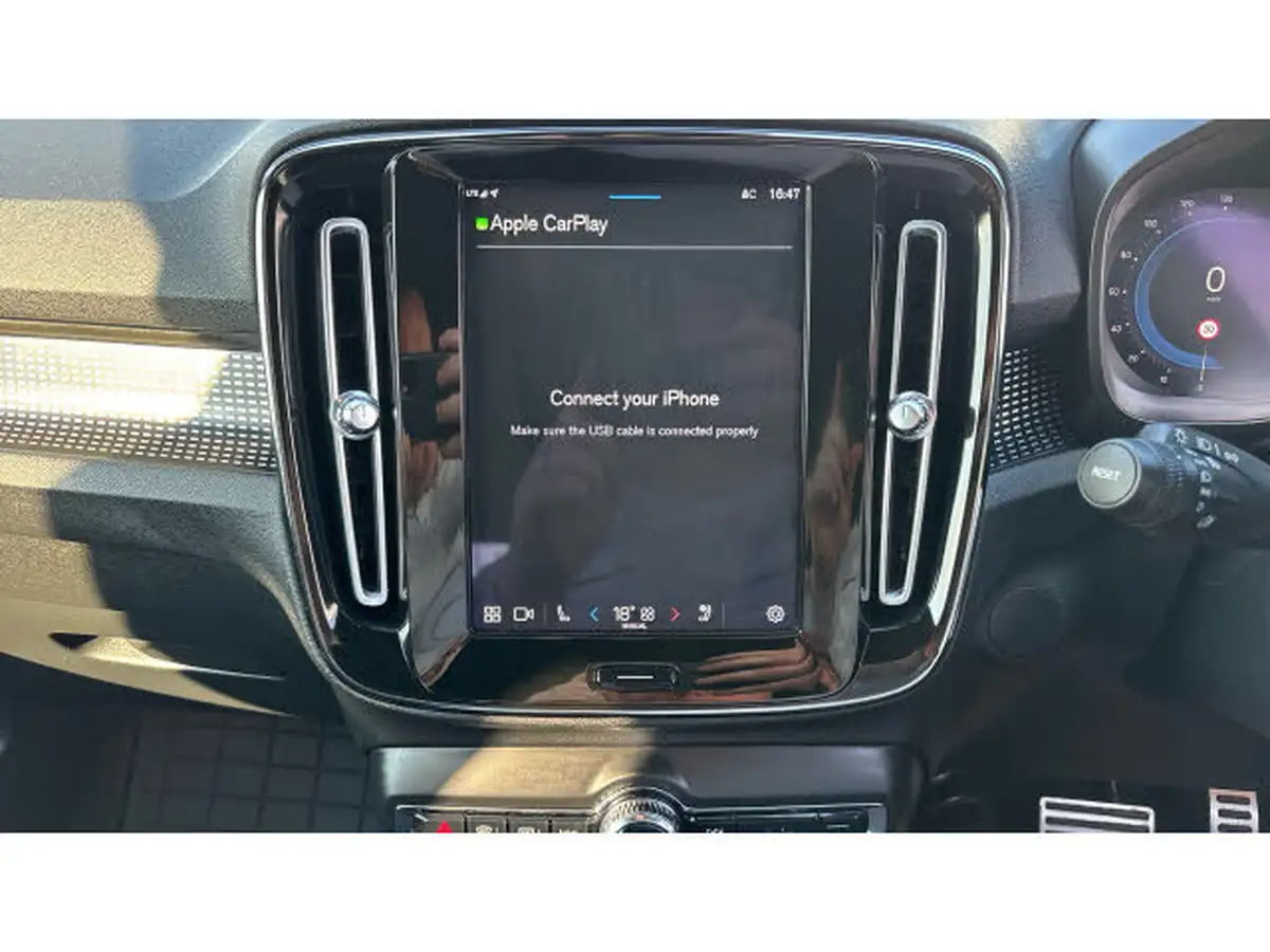 2021-volvo-xc40-e-twin-recharge-plus-big-38