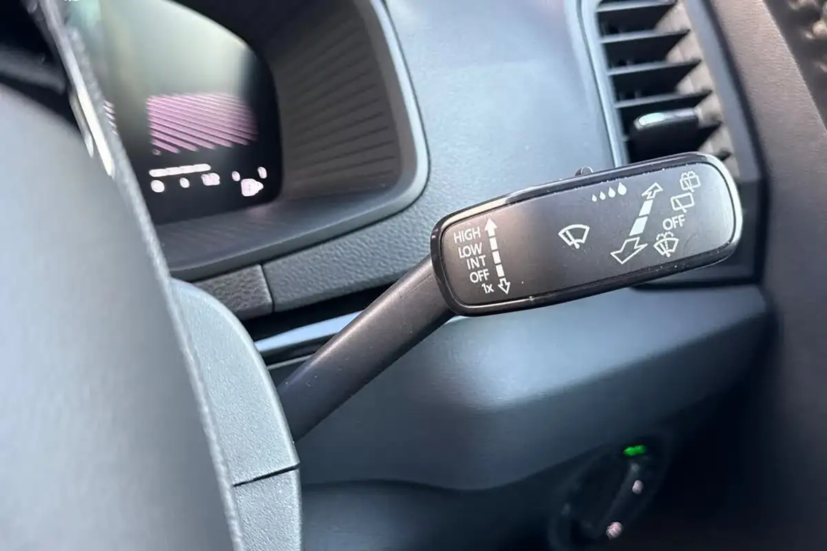 2023-skoda-karoq-15-tsi-sportline-dsg-big-31