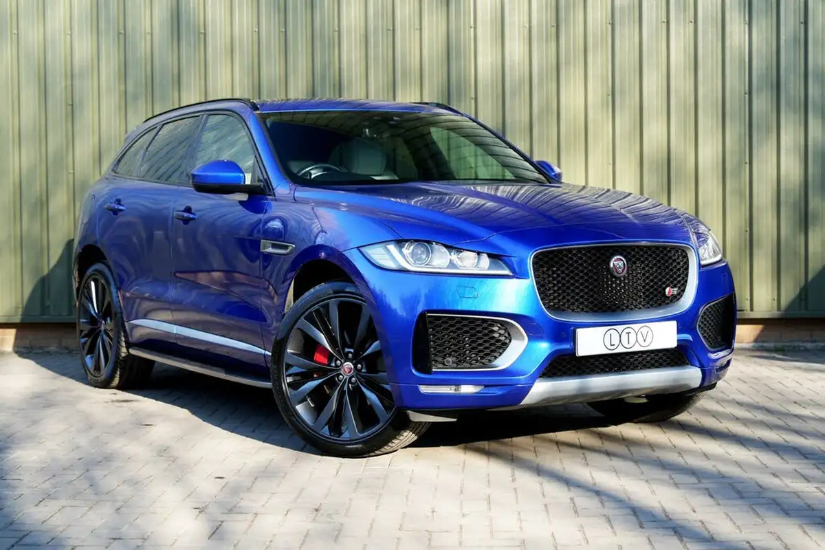 2019-jaguar-f-pace-30td-s-v6-ss-big-0