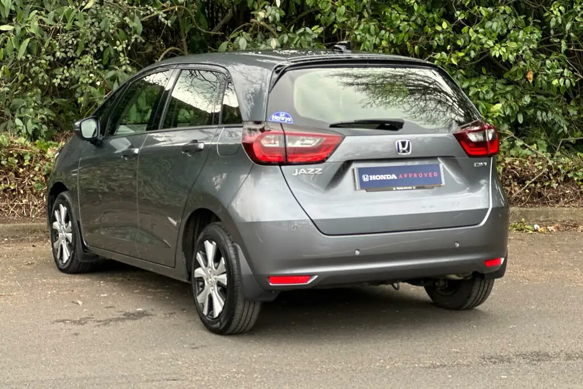 2021-honda-jazz-15-i-mmd-sr-109ps-big-3