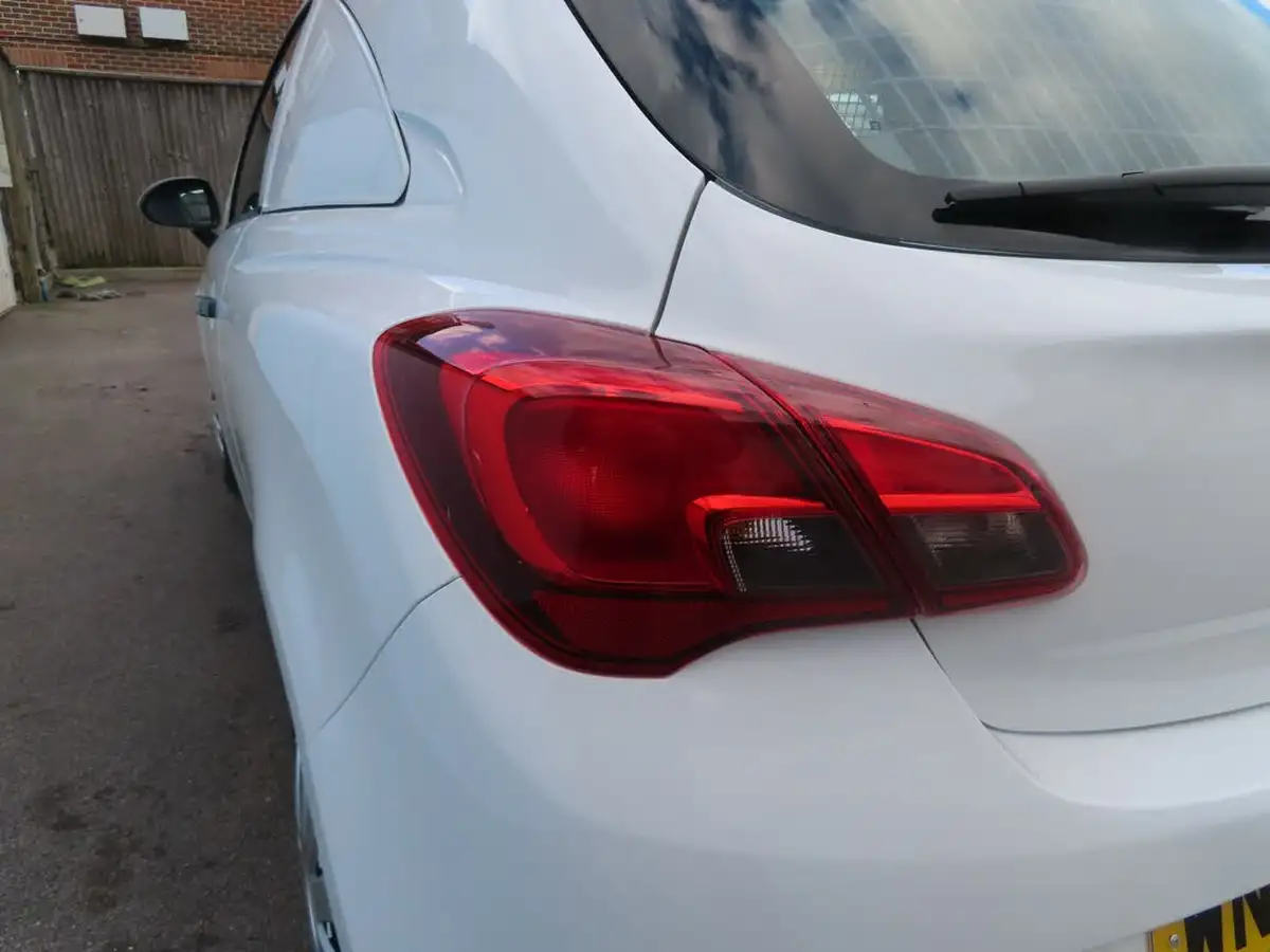 2016-vauxhall-corsavan-13td-startstop-ecoflex-l1h1-panel-big-19