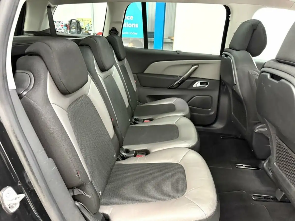 2017-citroen-grand-c4-picasso-16bluehdi-flair-big-26