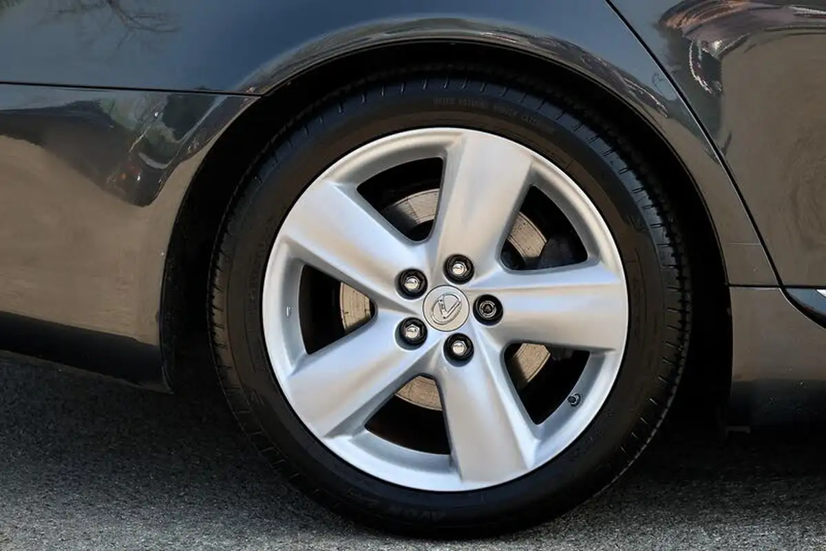 2008-lexus-ls-460-46-se-l-big-52