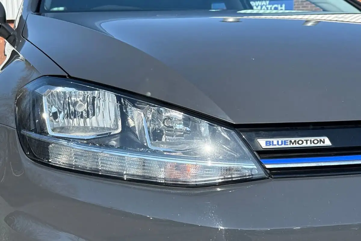 2019-volkswagen-golf-15-tsi-match-130ps-hatchback-5d-big-25