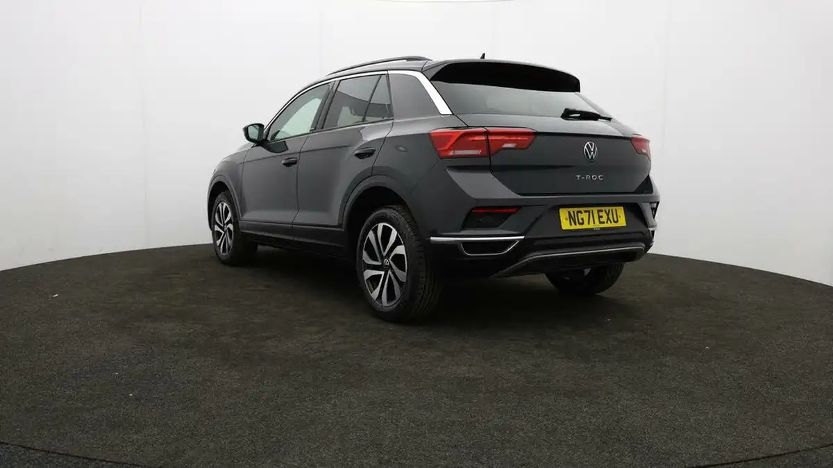2022-volkswagen-t-roc-10-tsi-active-hatchback-5d-big-75