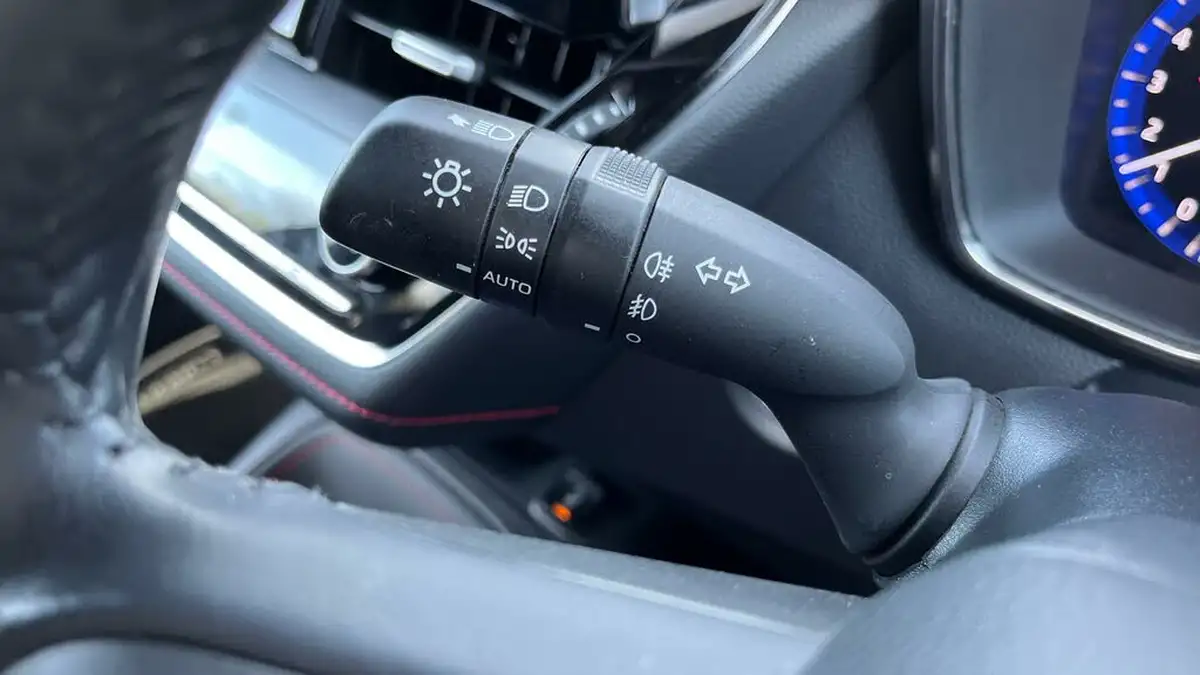 2022-toyota-corolla-18-vvt-i-excel-120bhp-trk-hatchback-big-47