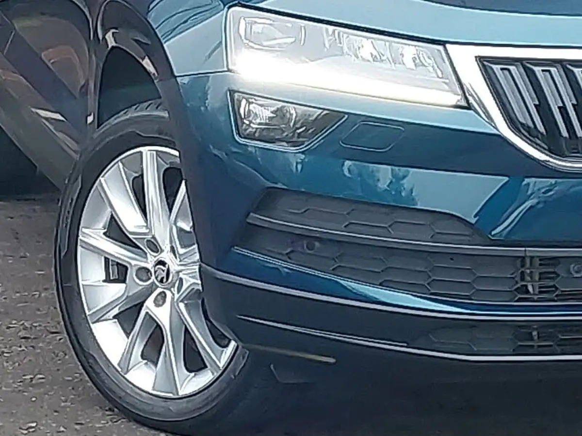 2020-skoda-karoq-15-tsi-se-l-dsg-big-8