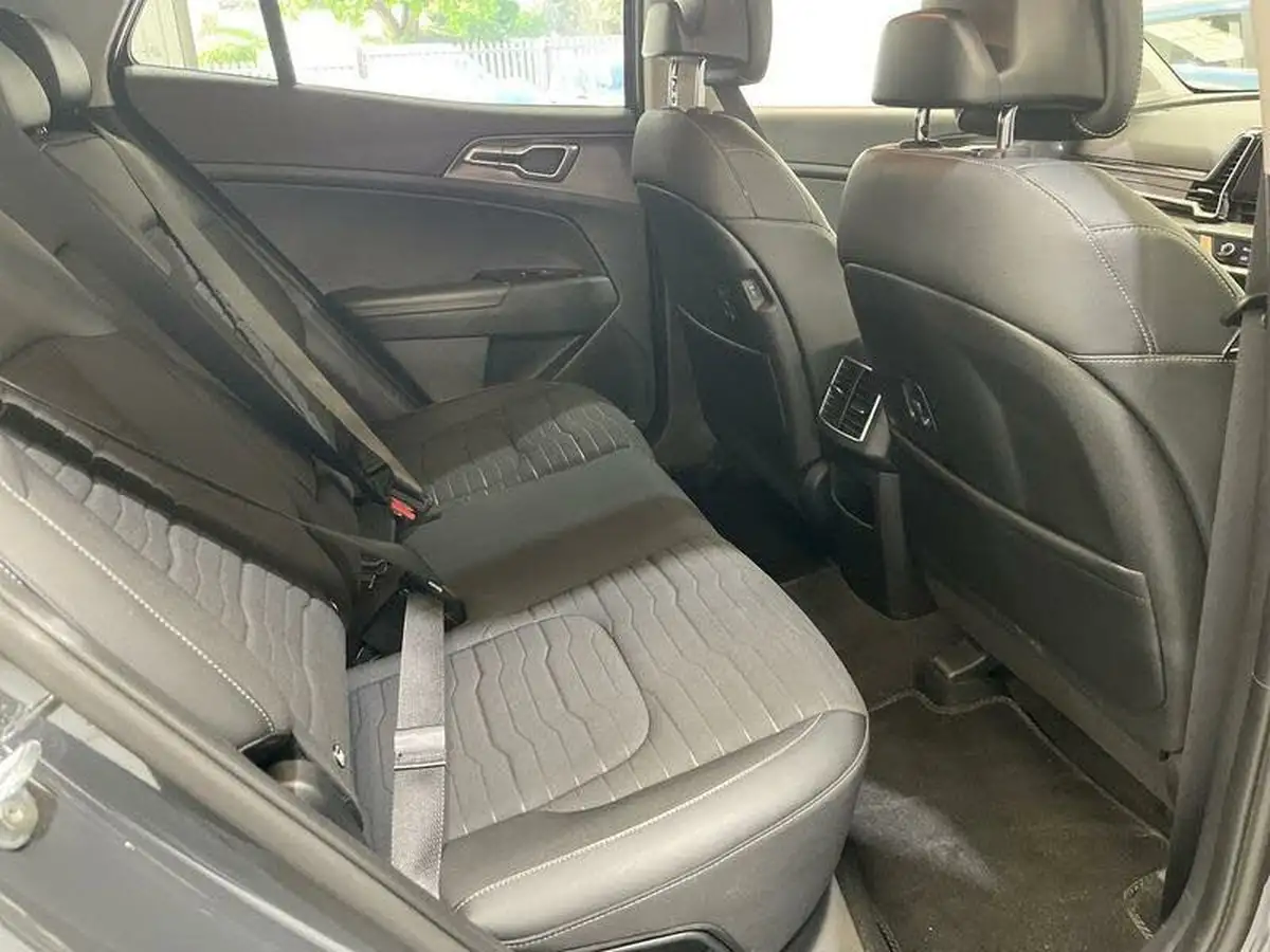 2022-kia-sportage-16-t-gdi-3-148bhp-1598cc-big-10