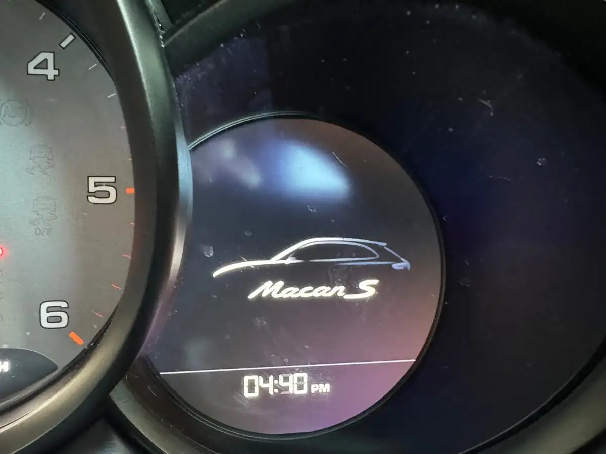 2015-porsche-macan-30td-s-big-25