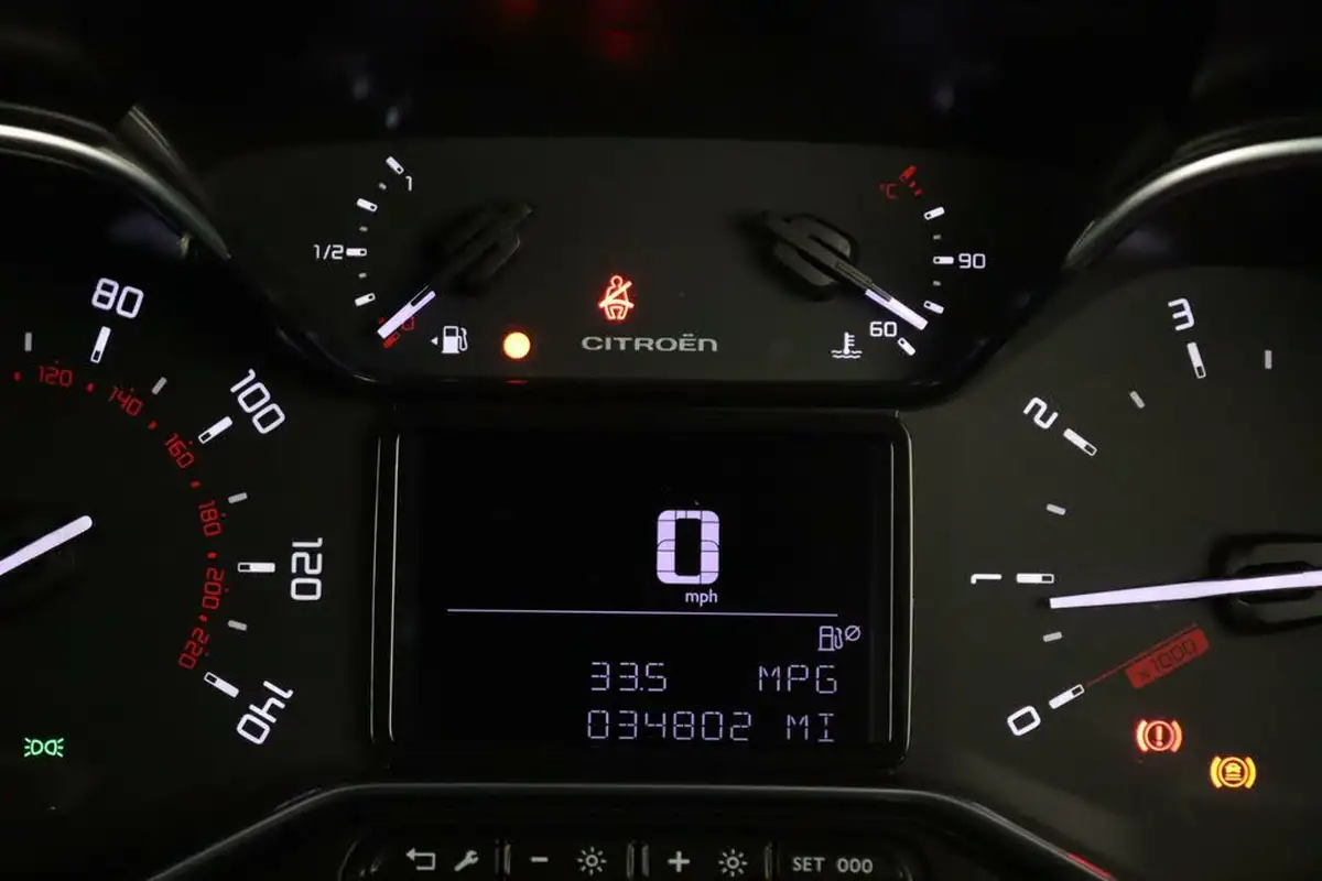 2019-citroen-c3-aircross-12-puretech-flair-82ps-big-17