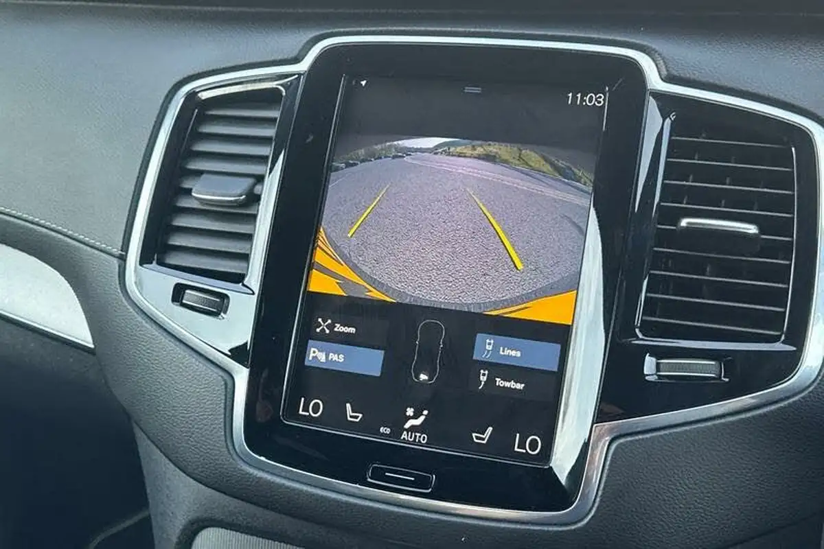 2020-volvo-xc90-20-t8-r-design-twin-engine-big-23