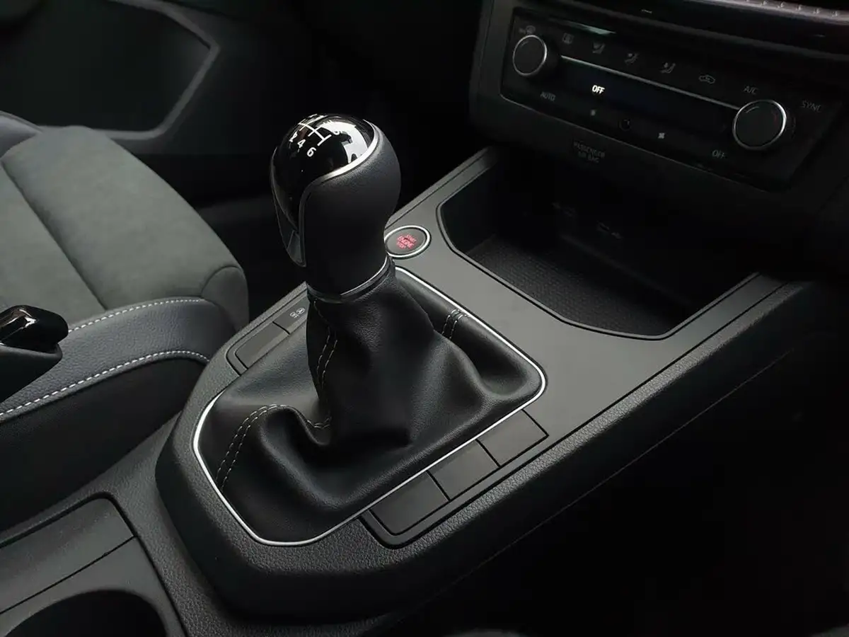 2024-seat-ibiza-10-tsi-xcellence-115ps-big-17