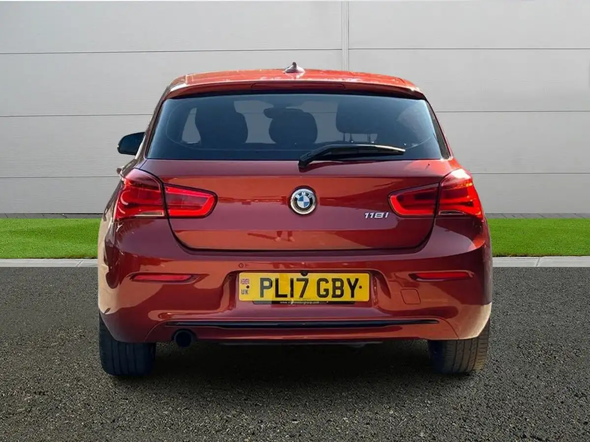 2017-bmw-1-series-15-118i-sport-5d-big-5