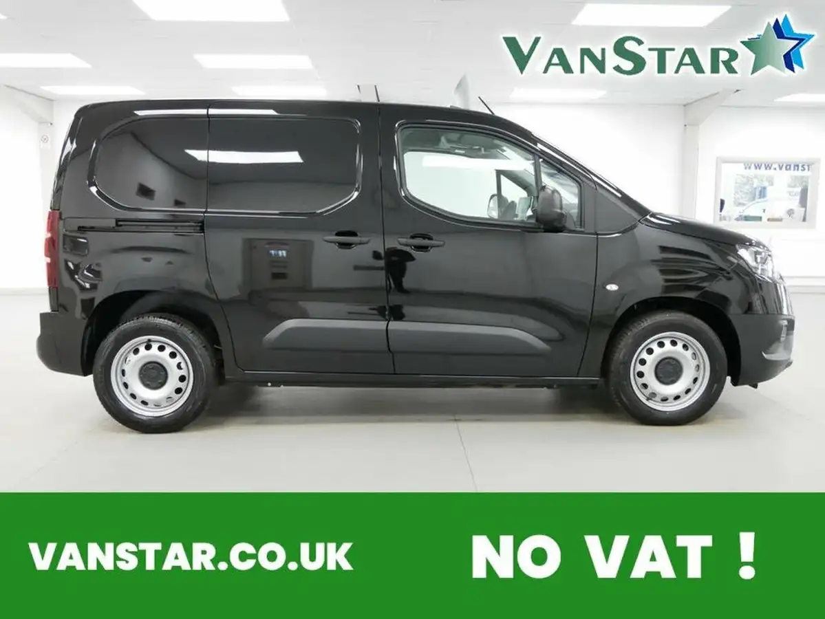 2024-toyota-proace-city-15d-active-big-0