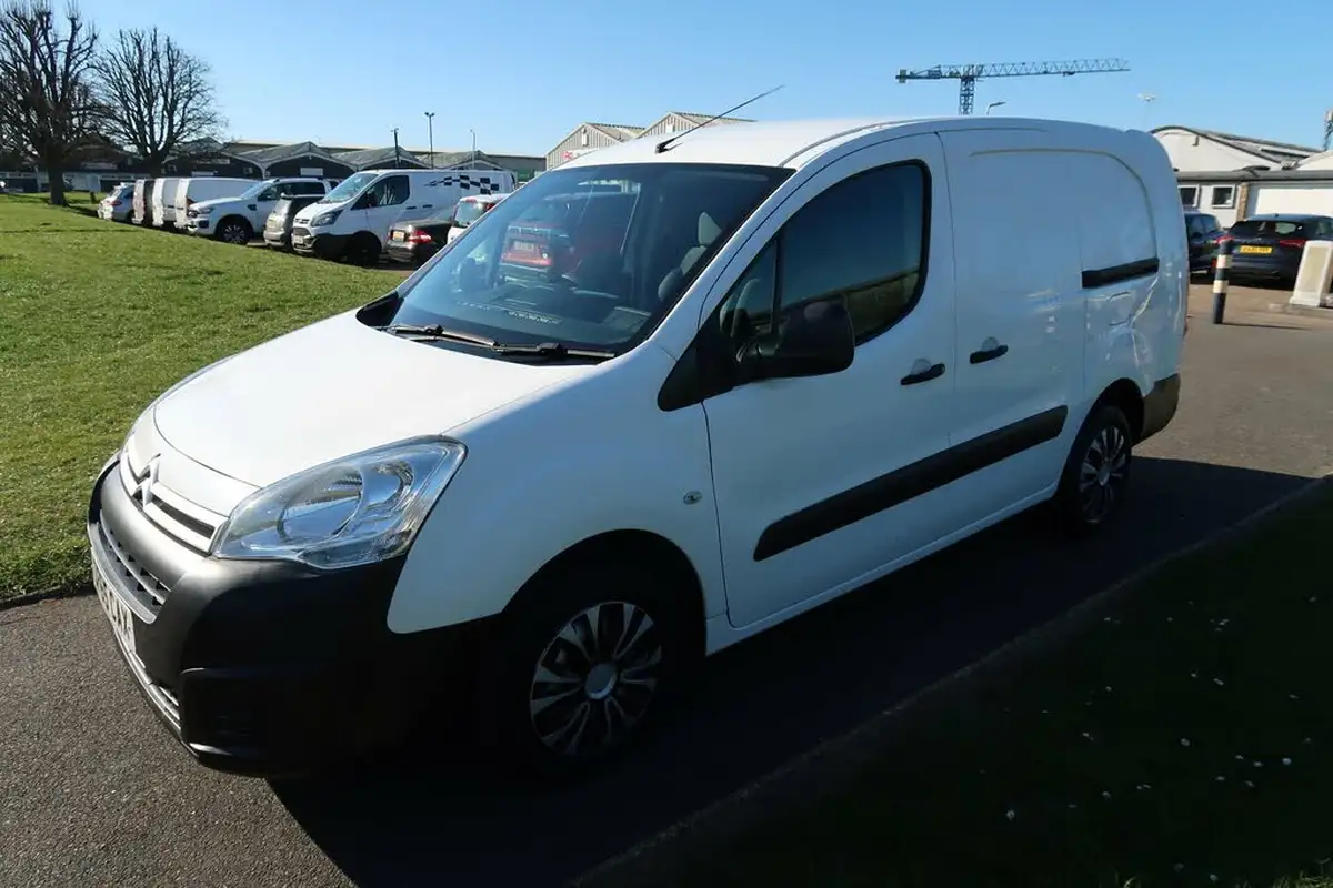 2016-citroen-berlingo-16td-l2-725-x-16hdi-90-big-6