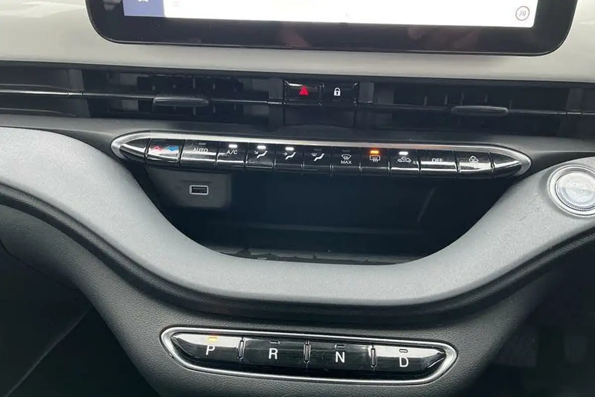 2021-fiat-500-e-passion-big-26