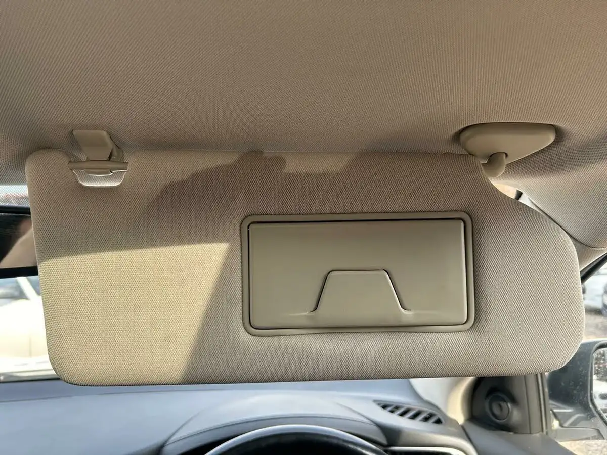 2016-mitsubishi-outlander-20-gx4h-phev-big-31