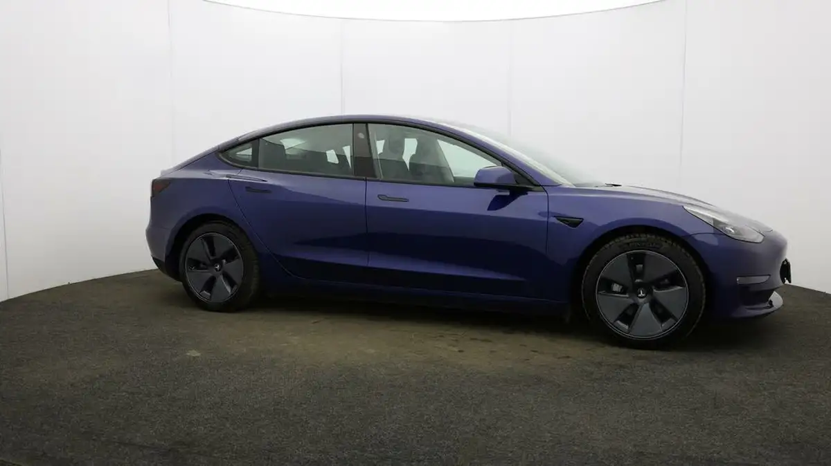 2021-tesla-model-3-e-long-range-4x4-big-47