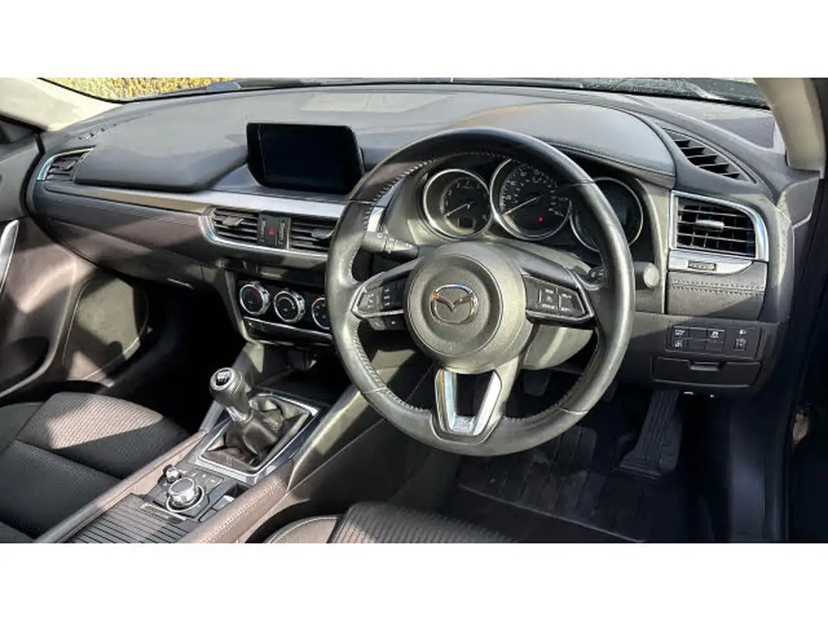 2017-mazda-mazda6-20-se-nav-big-10
