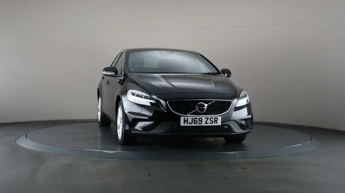 2019-volvo-v40-20td-d2-r-design-geartronic-big-47