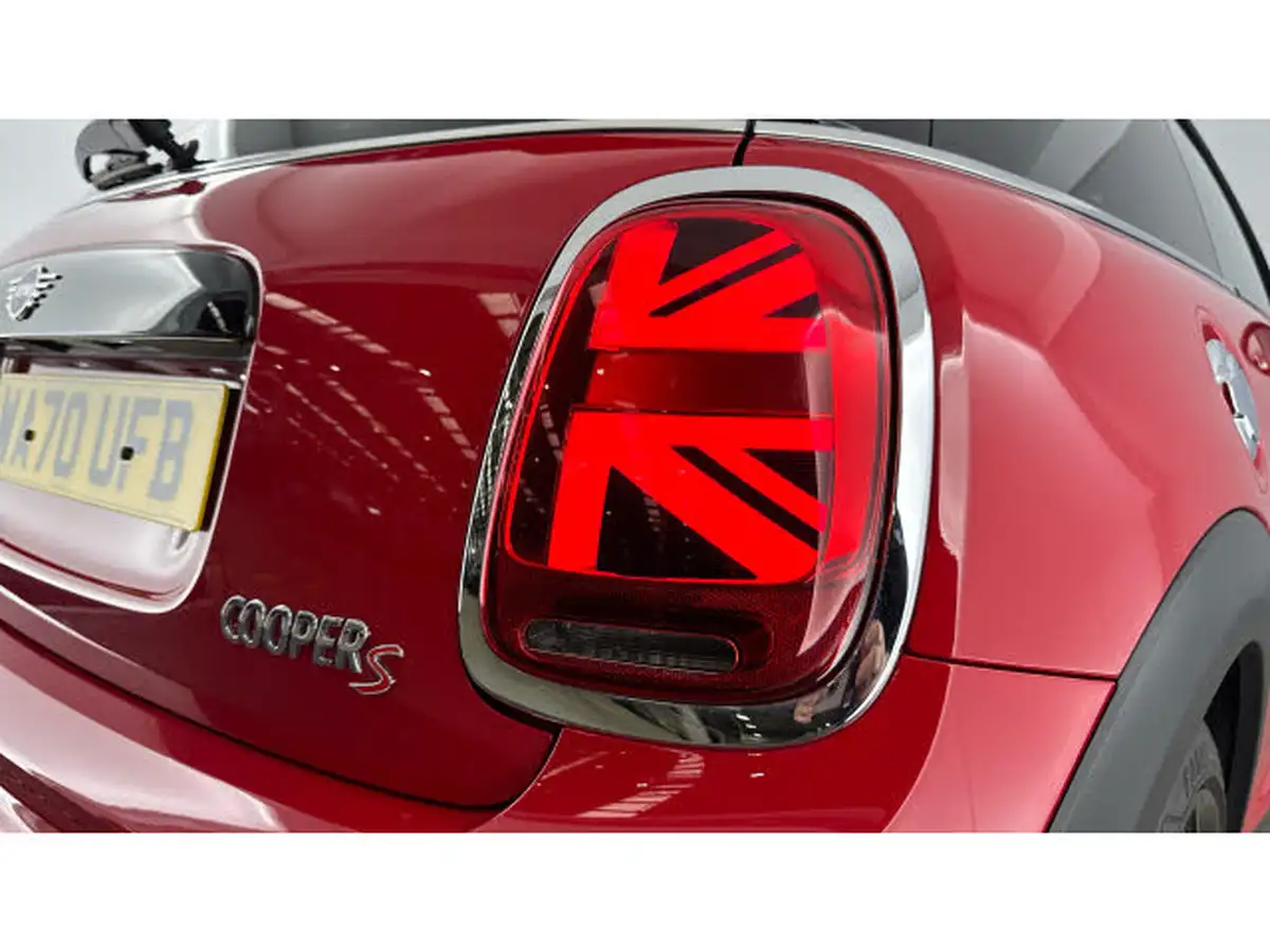 2020-mini-cooper-20-cooper-s-sport-189bhp-hatchback-3d-auto-big-26