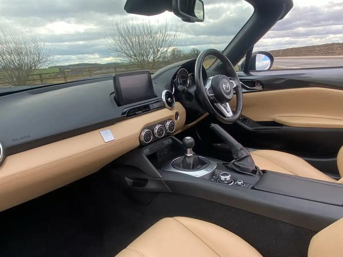 2018-mazda-mx-5-20-z-sport-big-19