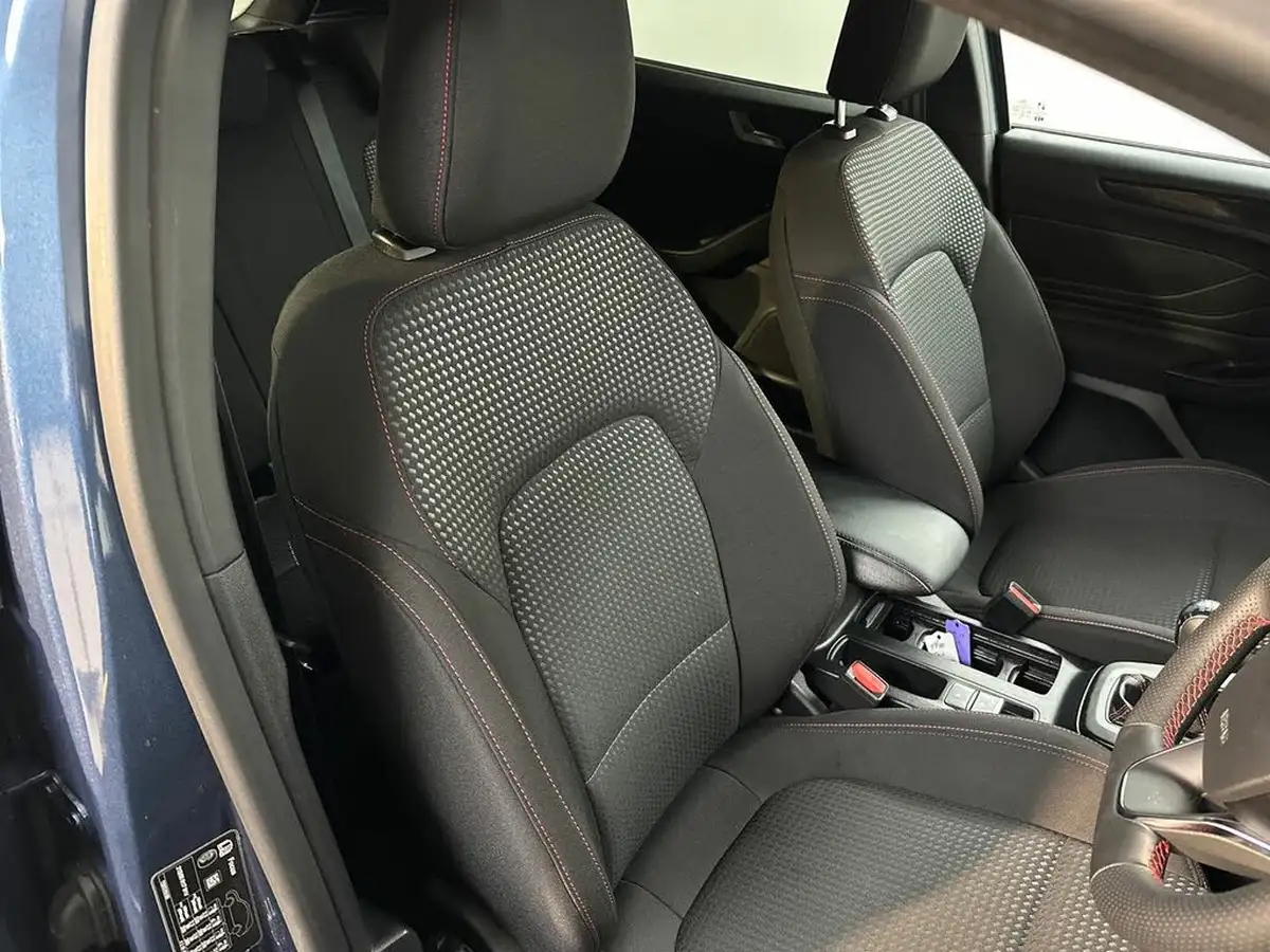 2023-ford-focus-10t-st-line-155ps-hybrid-mhev-hatchback-big-11