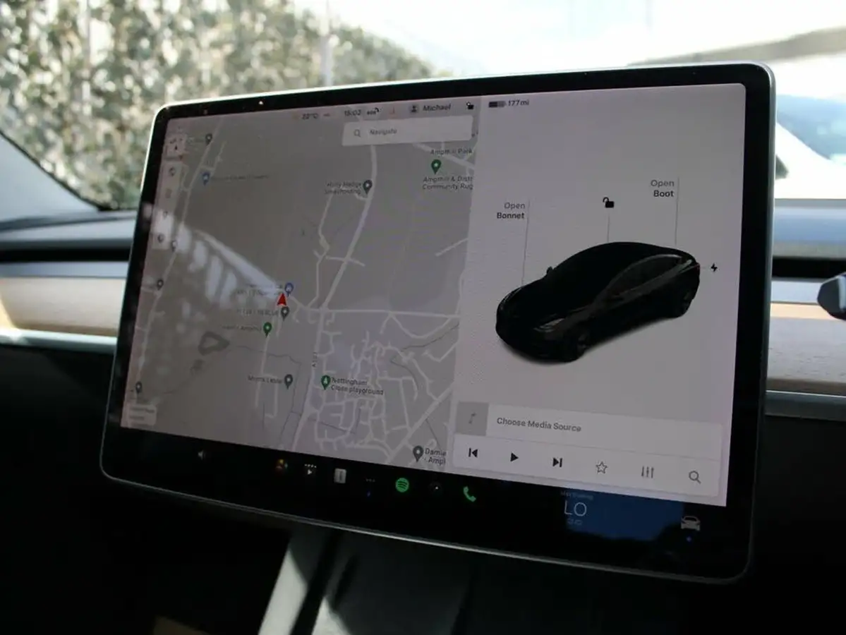 2021-tesla-model-3-e-long-range-4x4-big-18