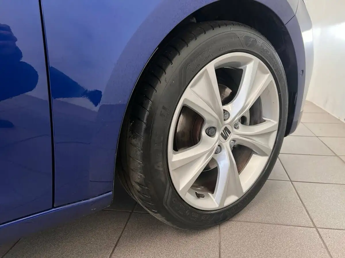 2021-seat-leon-15-tsi-evo-fr-130ps-hatchback-big-14