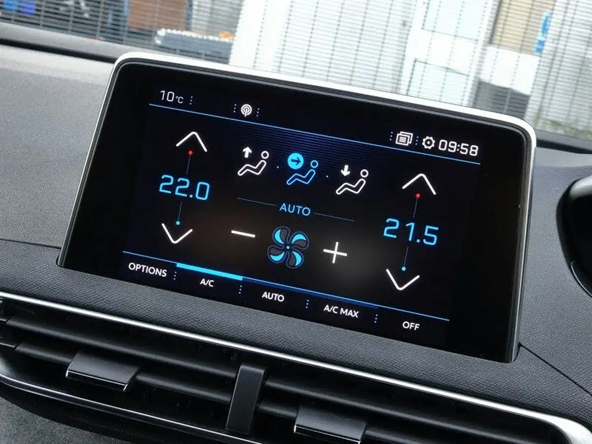 2018-peugeot-5008-suv-20-bluehdi-gt-180bhp-eat6-big-25