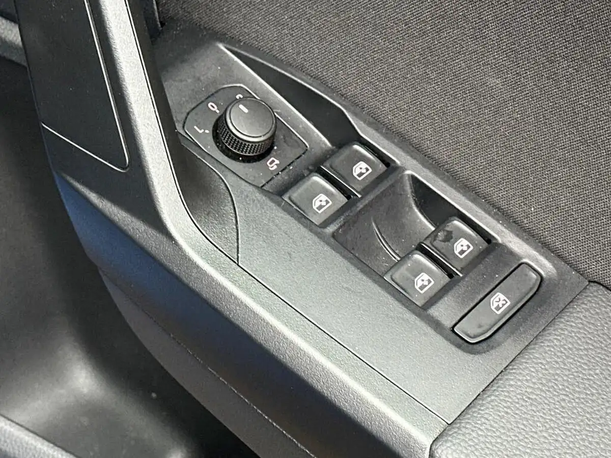 2024-seat-arona-10-tsi-fr-limited-edition-big-17
